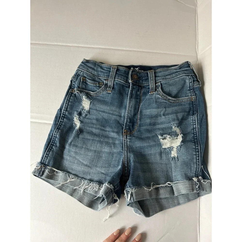 Hollister Ulta High Rise Shorts